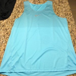Nike tank